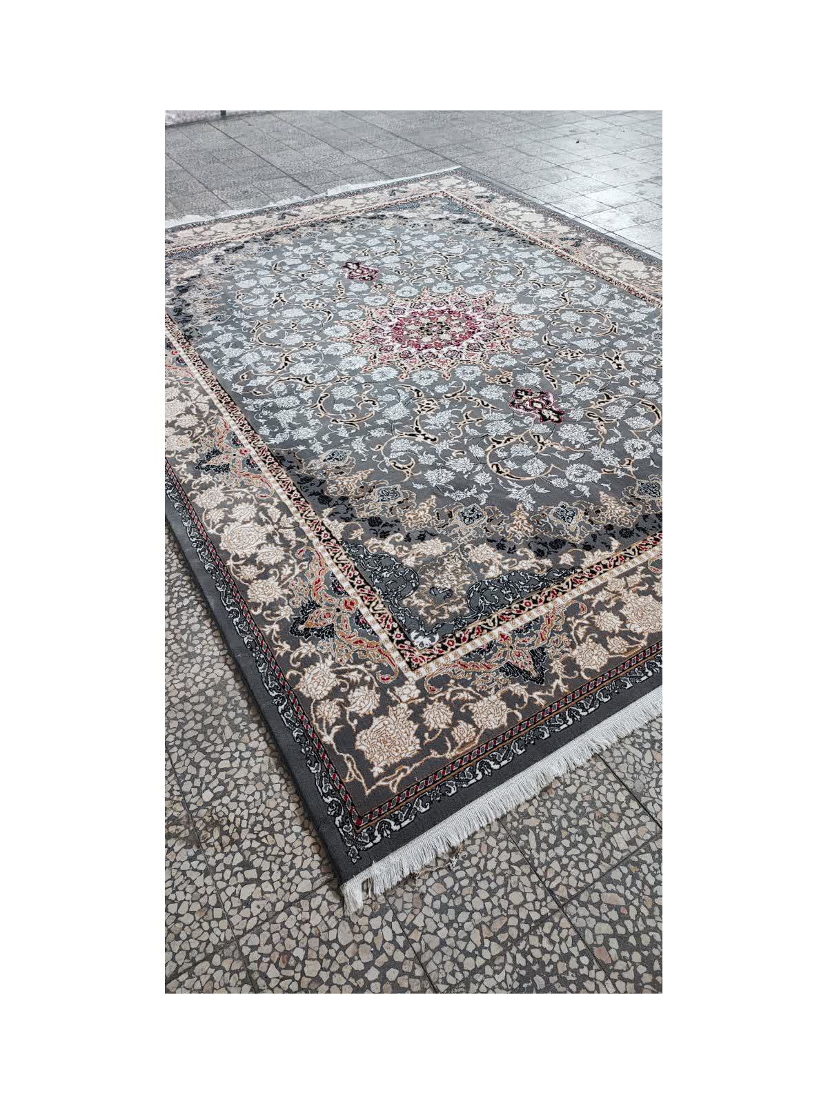 copy of Kashan Cheap BCF Rug Silver Design Gray Color